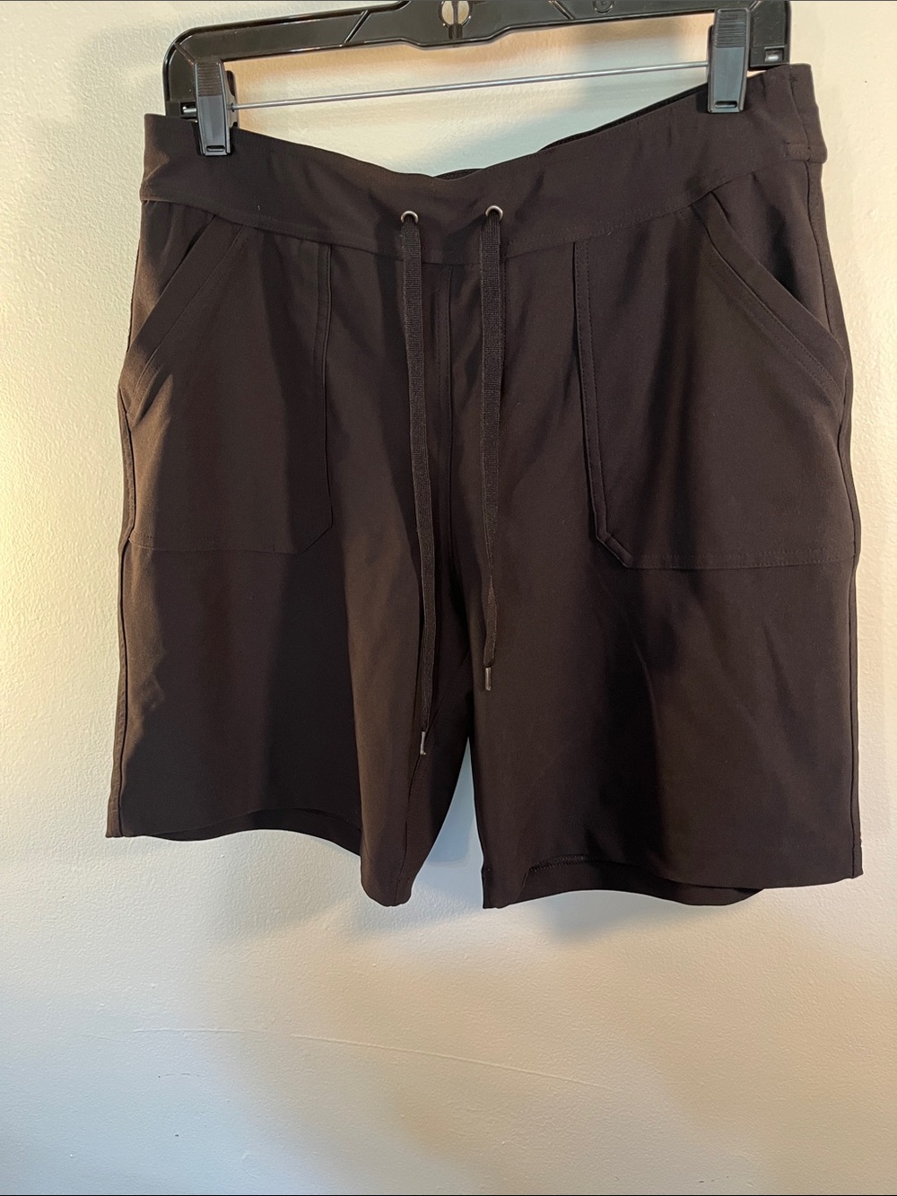 tek gear Women's Black Athletic Drawstring Pocket Shorts